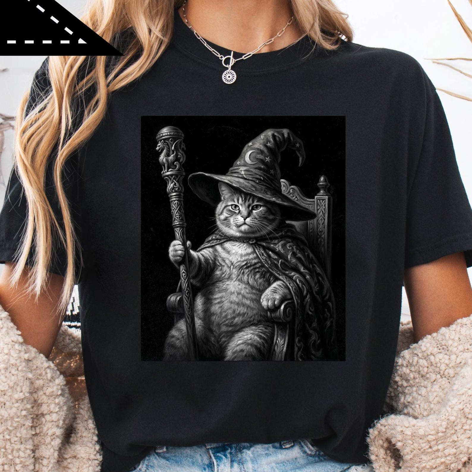 Chonky Cat Wizard Meme T-Shirt, Funny Kitty Graphic Tee, Cat Lover Gift, Fantasy Gamer Tee L
