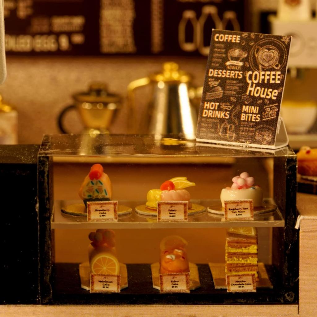 CUTEROOM Dollhouse Handmade Kit Set Miniature, Beginner's DIY Wooden Dollhouse Kit with Dustproof Cover and LED Light (H021)