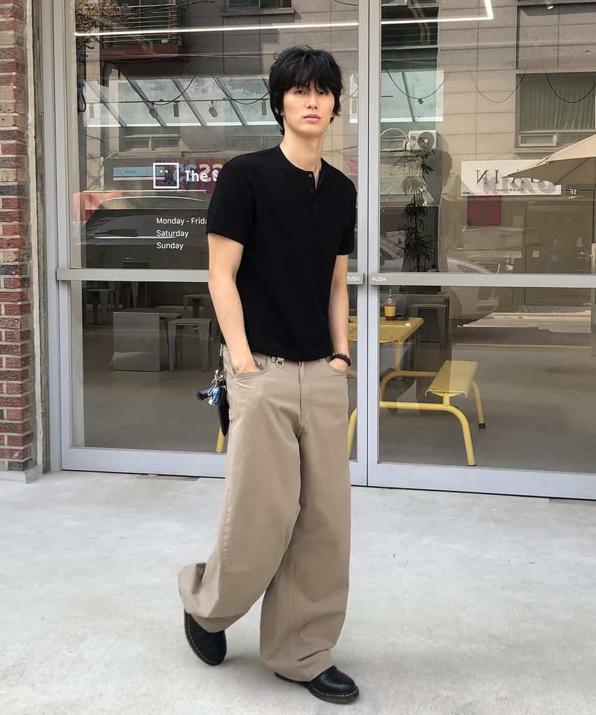 Dei Semi-Crop Henley Neck Waffle Short Sleeve T-Shirt_4 Color