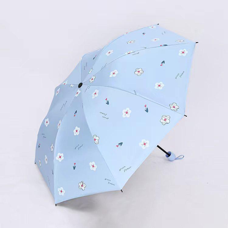 Compact Black Vinyl Folding Umbrella for Female Students - Sun & Rain Protection, Small Fresh Style.