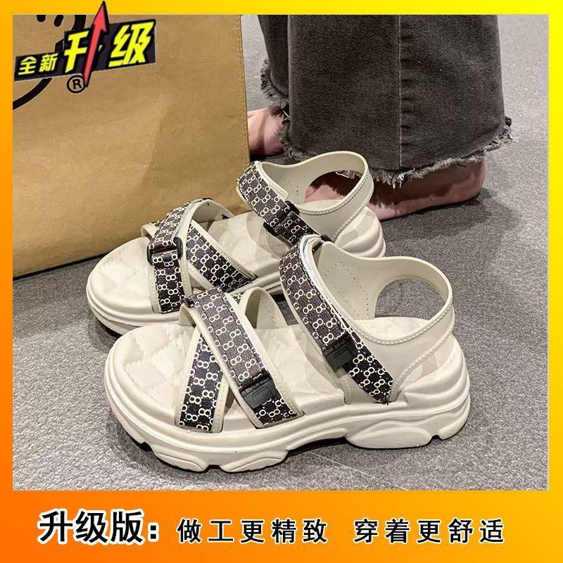2025 summer new sandals women's Xiaoxiang student Velcro super fire flat bottom women's sneakers