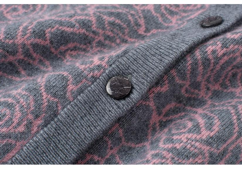 Women's Fashionable Red Pure Wool Jacquard Sweater Coat for Middle-Aged and Elderly Mothers
