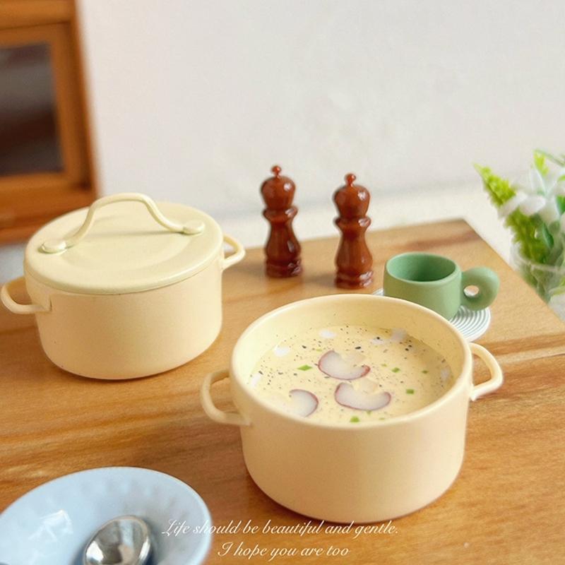 Detailed Miniature Cream of Mushroom Soup Model Figure Doll House Accessory For Kitchen Scene Arrangement Decoration