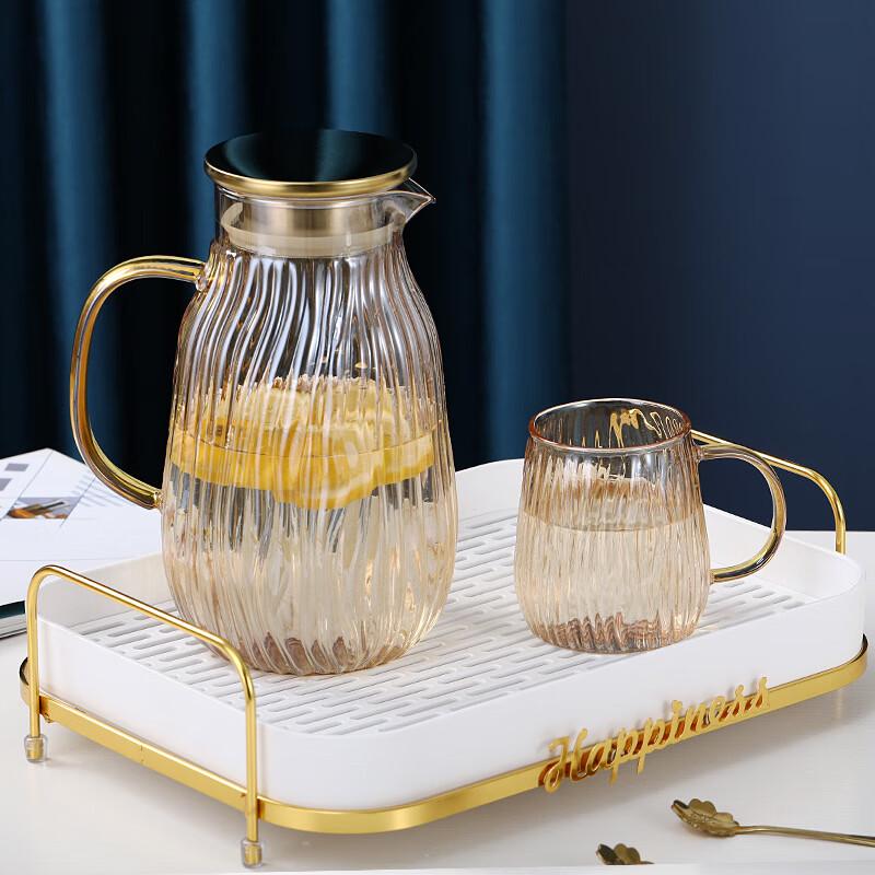 Elegant Glass Cold Water Pitcher with Lid