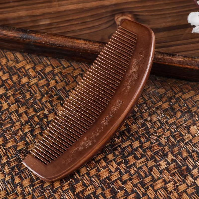 Anti-Static Pear & Peach Wood Comb: Hair Loss Prevention for All Genders