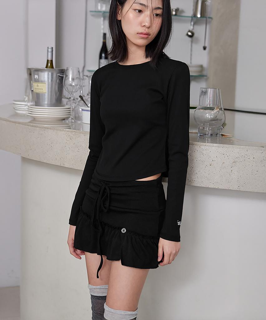 Leondeondada Cropped Round-Hem Long Sleeve Top, Black