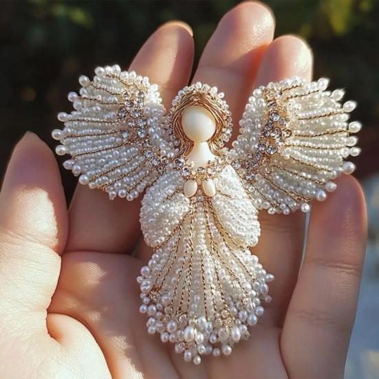 Faux Pearl Angel Brooch Handmade Brooch Pin Christmas Gift with Shiny Accents Elegant Accessory for Jacket Scarf Bag Festive Party Decor
