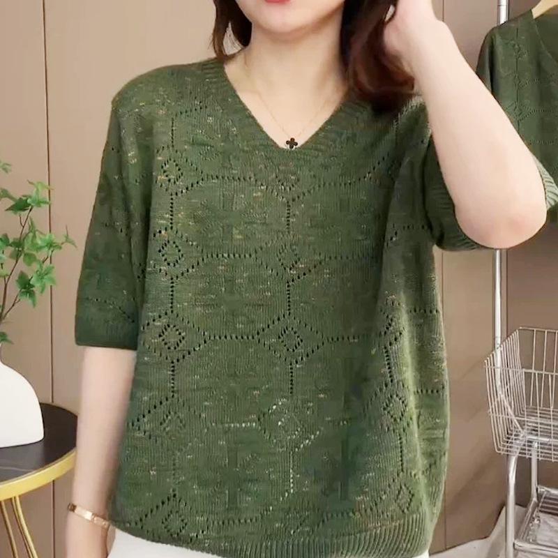 Women's Color Sweater Loose V-neck Pullover Knitted Sweater Short Sleeved Knitted T-shirt