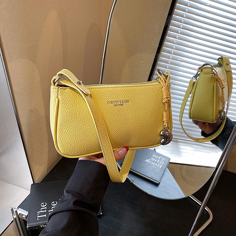 Popular Underarm Small Bag Women's New Versatile Casual Messenger Bag Commuter Shoulder Bag