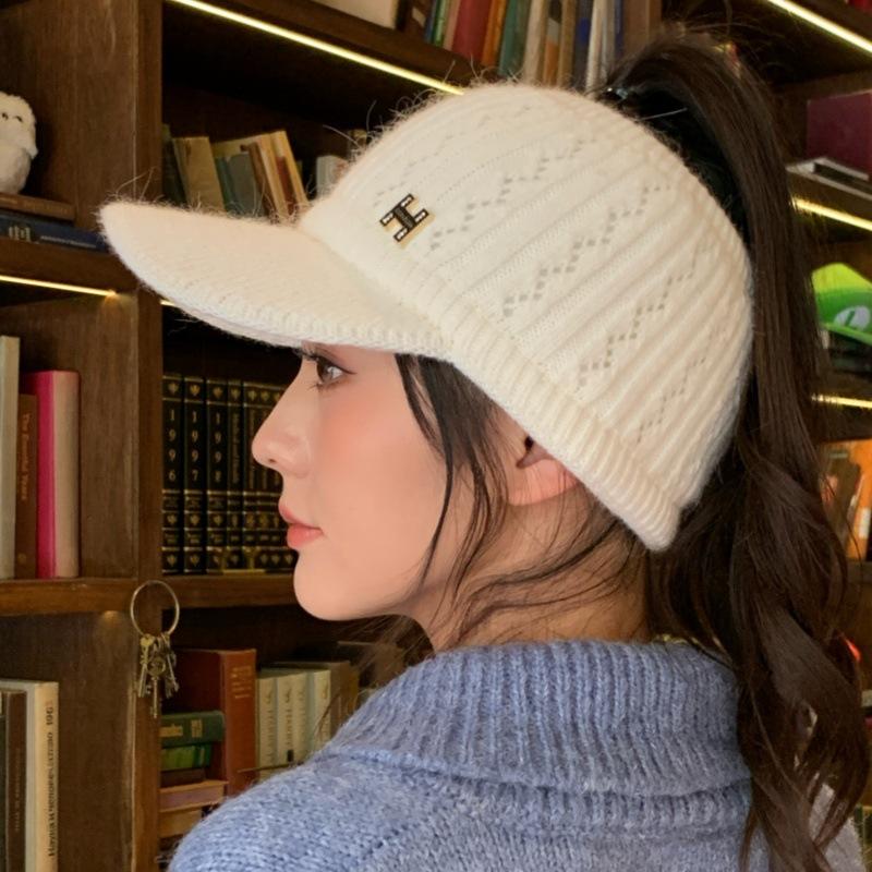 Winter Autumn New And Sky Top Knitted Hat Female Rabbit Fur Sports Hat Cycling Windproof Warm Wool Hat Windproof Thick Warm Hat For Skiing Running