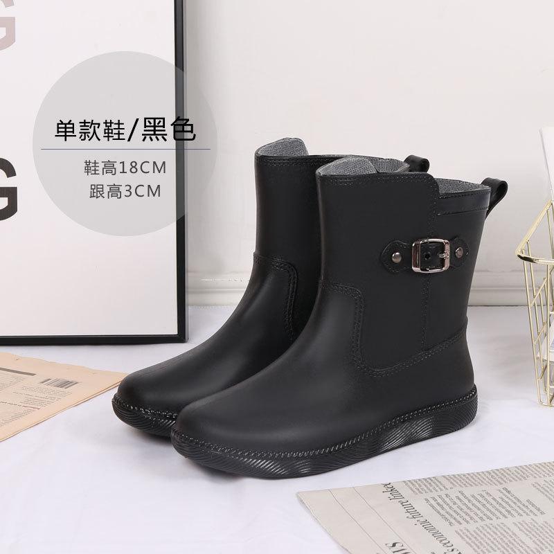 

Water shoes medium tube rain shoes middle-aged women plus lint fashion girls water glue shoes water boots rain boots women 36
