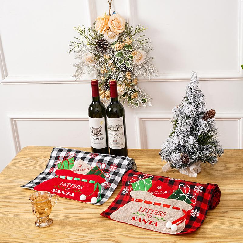 Christmas decorations table flag Christmas gift package embroidered plaid table flag home table decoration