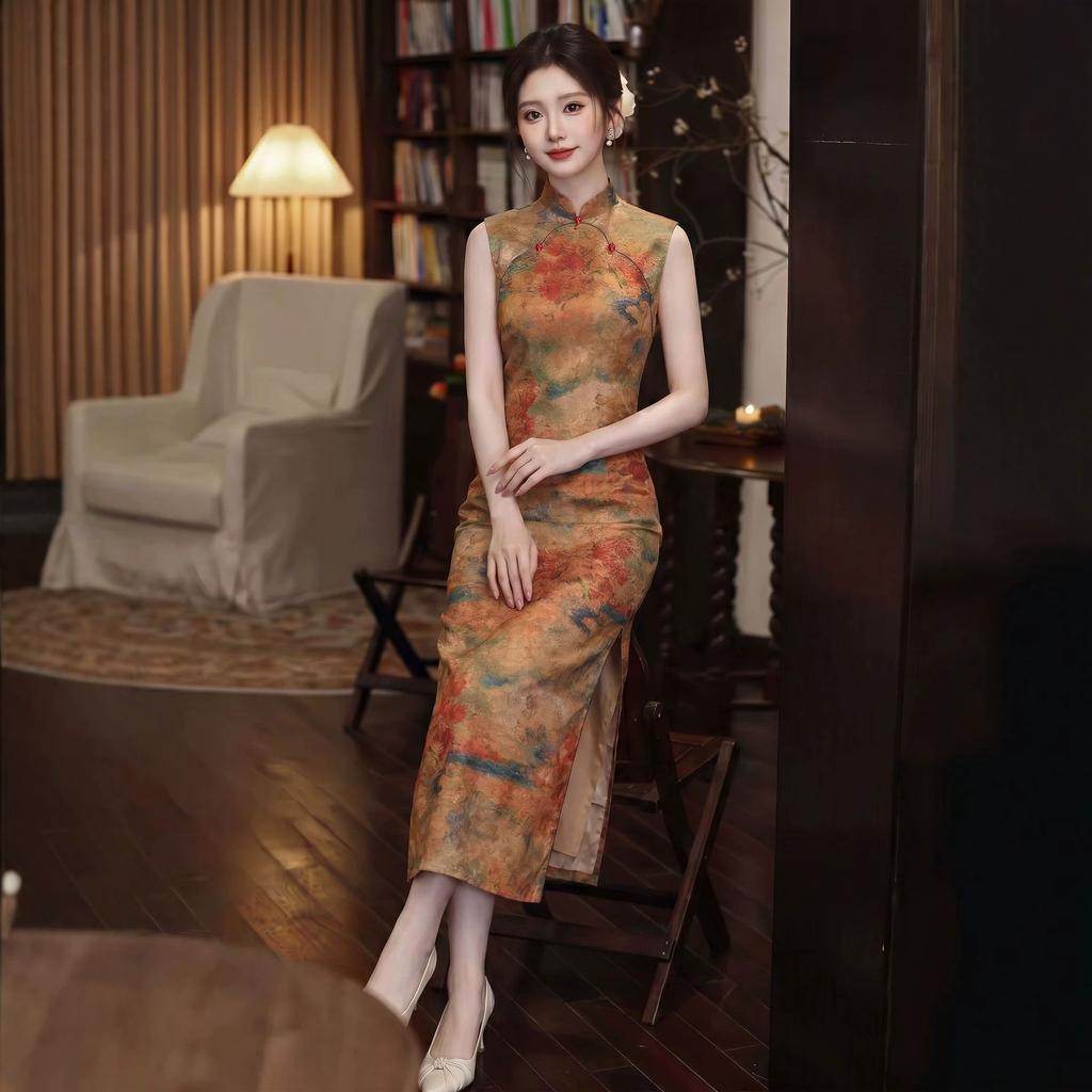 Retro new Chinese style smudge oil painting style old Shanghai improved sleeveless cheongsam 1 new jacquard young dress