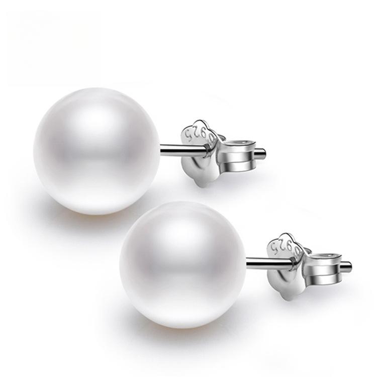 Modische und beliebte Perlenohrringe für Frauen