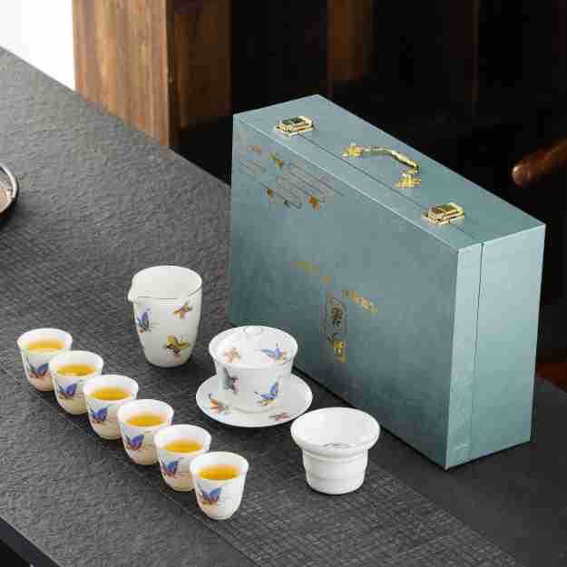 White Porcelain Kung Fu Tea Set Gift Box High-end Travel Tea Set Cover Bowl Teacup Dehua Suet Jade Seal