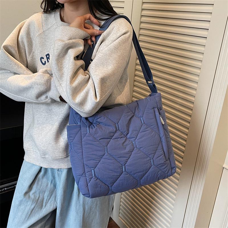 Casual Large-capacity Cotton Bag Women's Autumn and Winter New Fashion Diamond Tote Bag Shoulder Messenger Bag