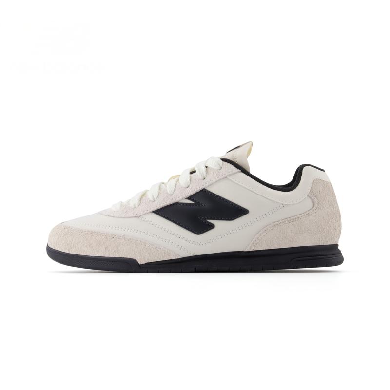 New Balance RC42 Unisex White Black URC42NAL EU 38