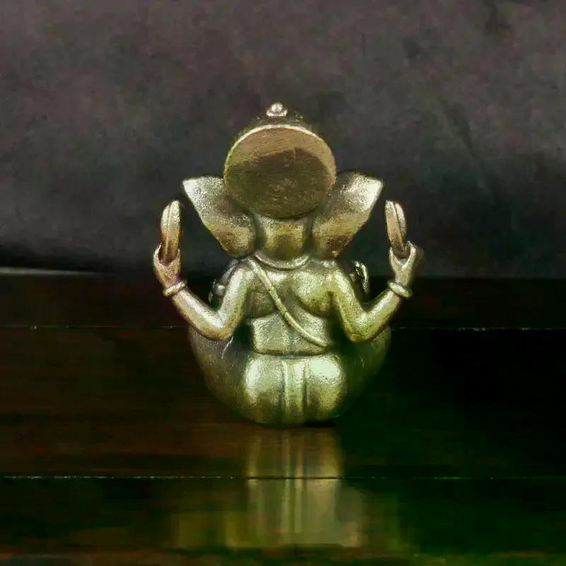 Vintage Brass Thai Elephant God Desktop Ornament Elephant Trunk God Of Wealth Bronze Carving Crafts Collection Home Decoration