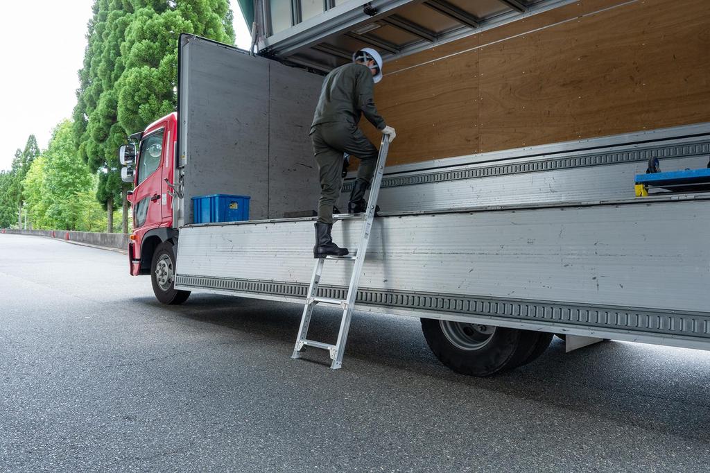 Hasegawa Industrial (Hasegawa) Short Ladder LTM-12 (1.75m) Truck-Compatible (10673)