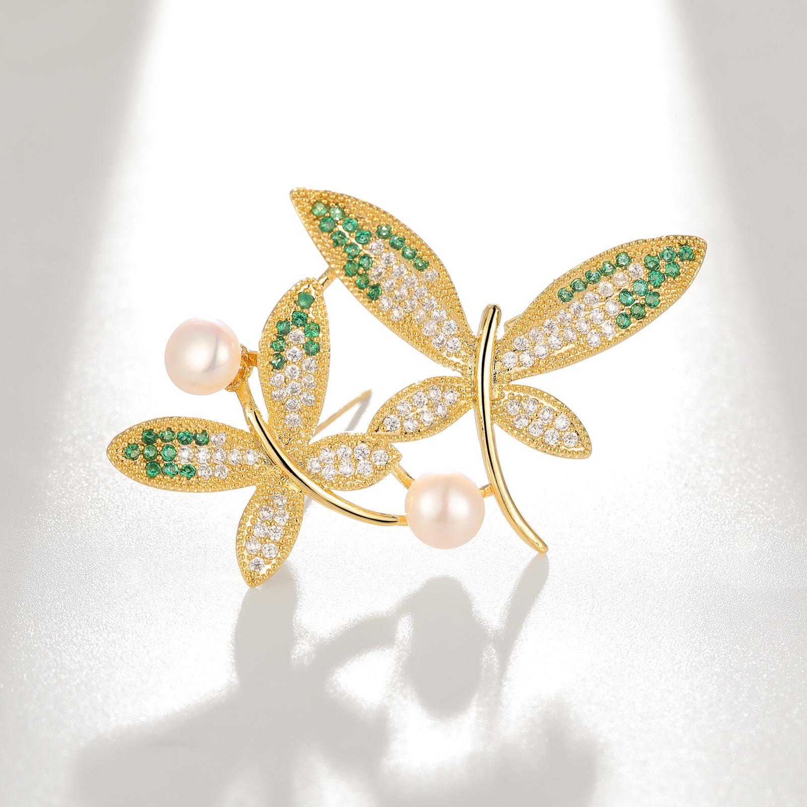 Bo Xin Yun Copper Zirconia Dragonfly Brooch with Freshwater Pearl