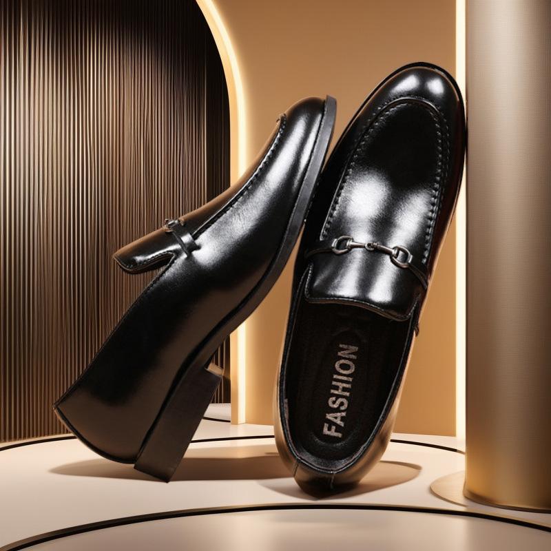 

2025 large size leather shoes men s new business dress casual shoes men s British and Korean version pointed large size shoes 38