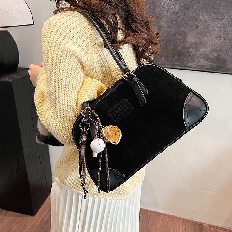 New underarm Boston bag women's new autumn and winter relaxation niche retro simple work commuter women's bag