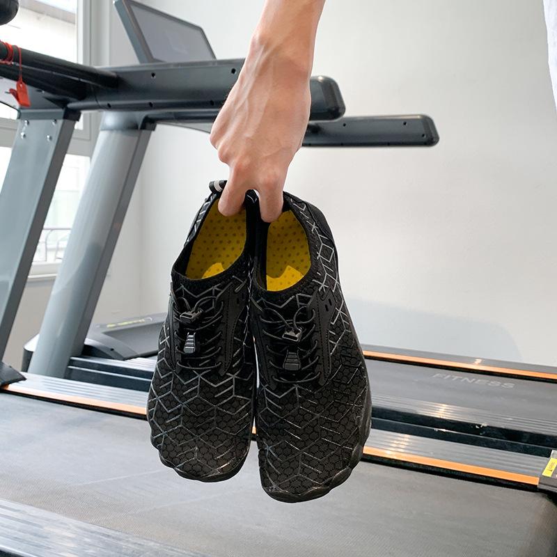 

Cross-Border Outdoor Five-Finger Shoes for Couples: Versatile for Canyoning, Swimming, Hiking, Beach, and Cycling 41