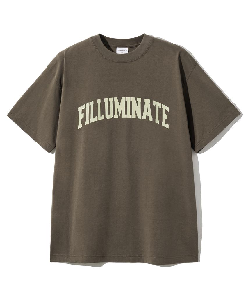 FILLUMINATE Essential Arch Logo T-Shirt - Brown