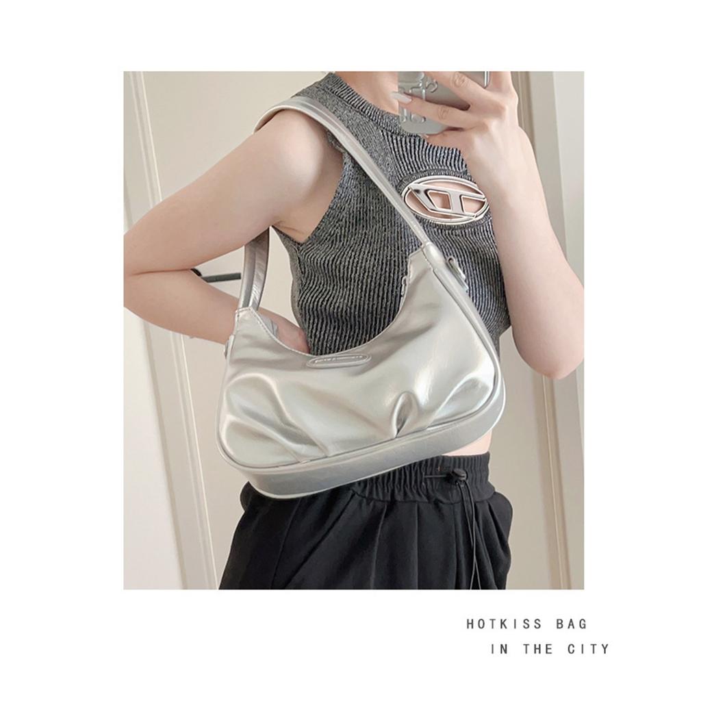 Textured Silver Bag Women's Single Shoulder Messenger Bag High-grade Pleated Underarm Crescent Bag