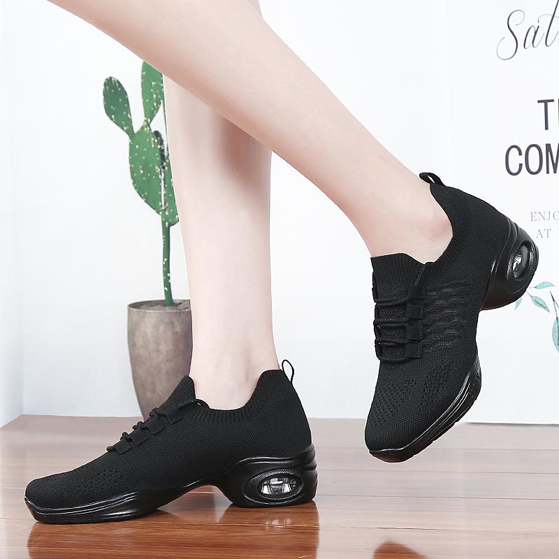 Women's Large-sized Square Dance Shoes Women's Mesh Fly Woven Breathable Modern Fashion Dance Shoes Ballet Dance Shoes Ballet Flats Shoes