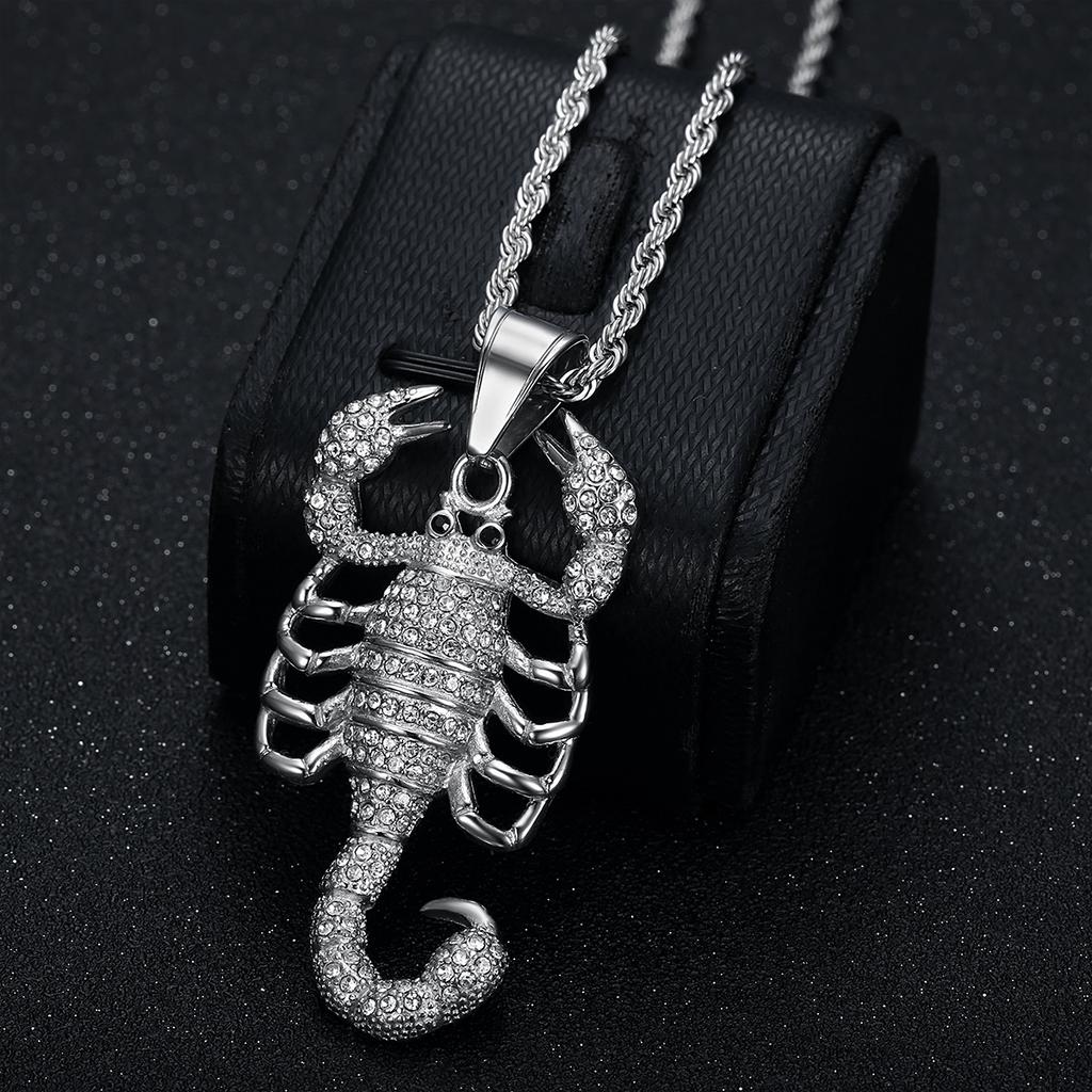2025 Fashion Trend Jewelry Inlaid Zircon Animal Scorpion King Pendant Necklace
