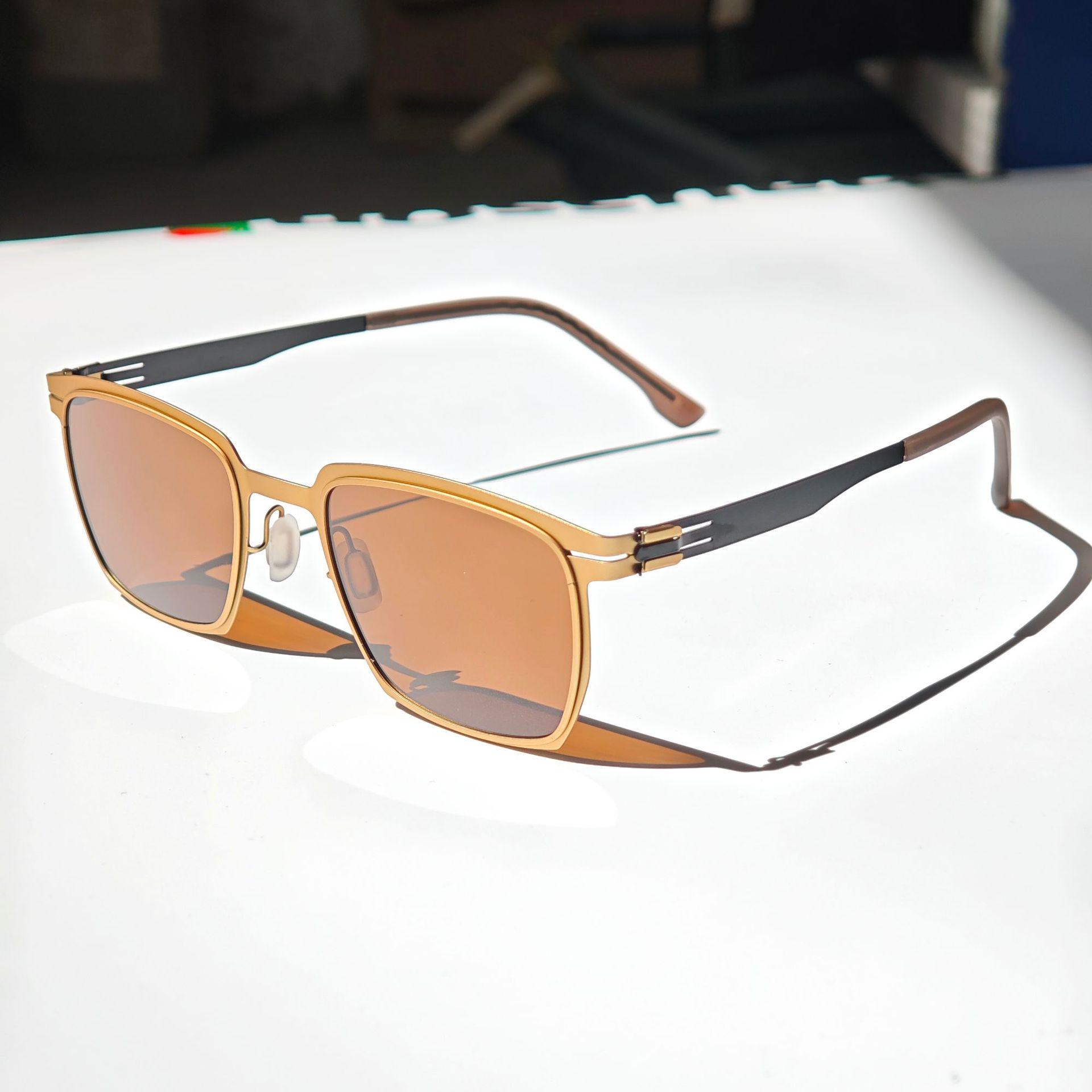 Trendy Two-Tone Retro Metal Sunglasses for Men & Women: High-End Outdoor Fashion