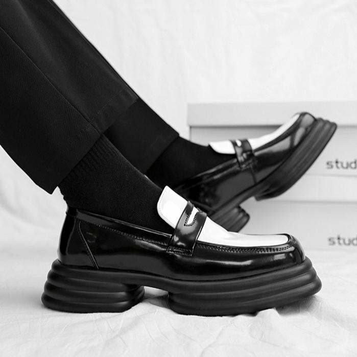 Fashion Shoes for Men Square Head Casual Leather Shoe British Style Derby Shoe Leather Men Loafers Shoes High Quality Casual Men Shoes