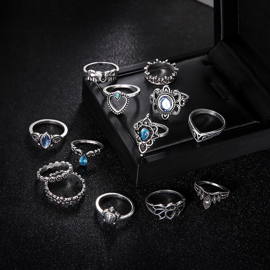 Bijoux Rétro Couronne Sculptée Ciel Étoilé Ensemble Combiné 13 Pièces Bague