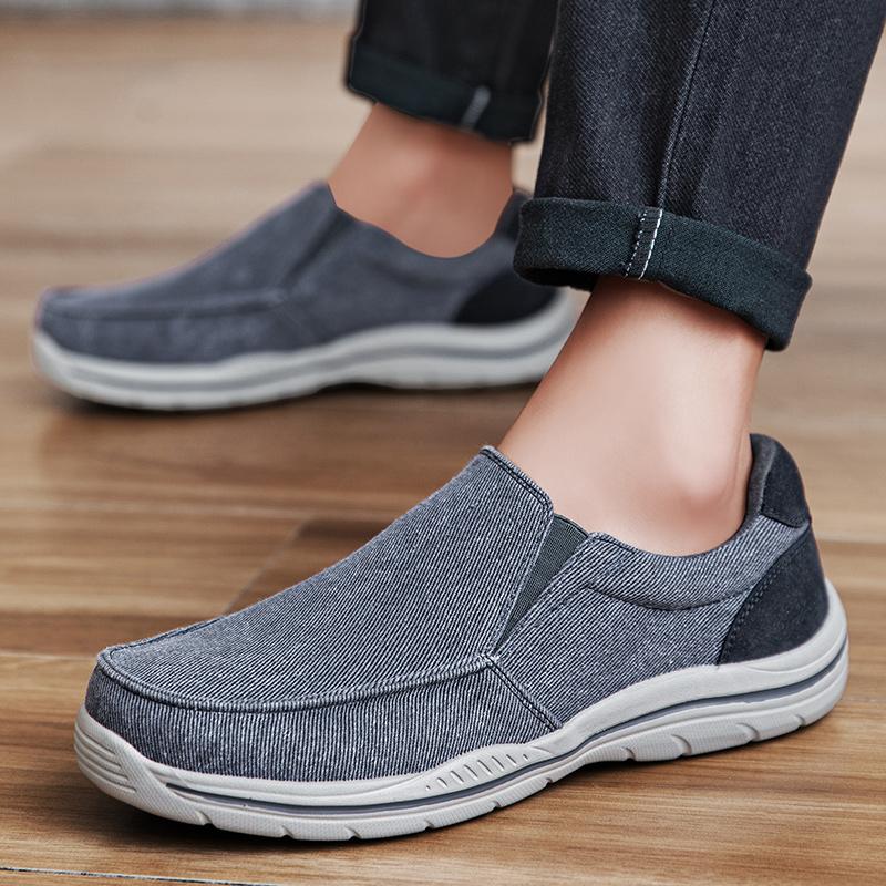 Men Khaki Canvas Shoes Slip On Driving Shoes Casual Blue Wide Head Cloth Shoes for Farther Plus Size Lightweight