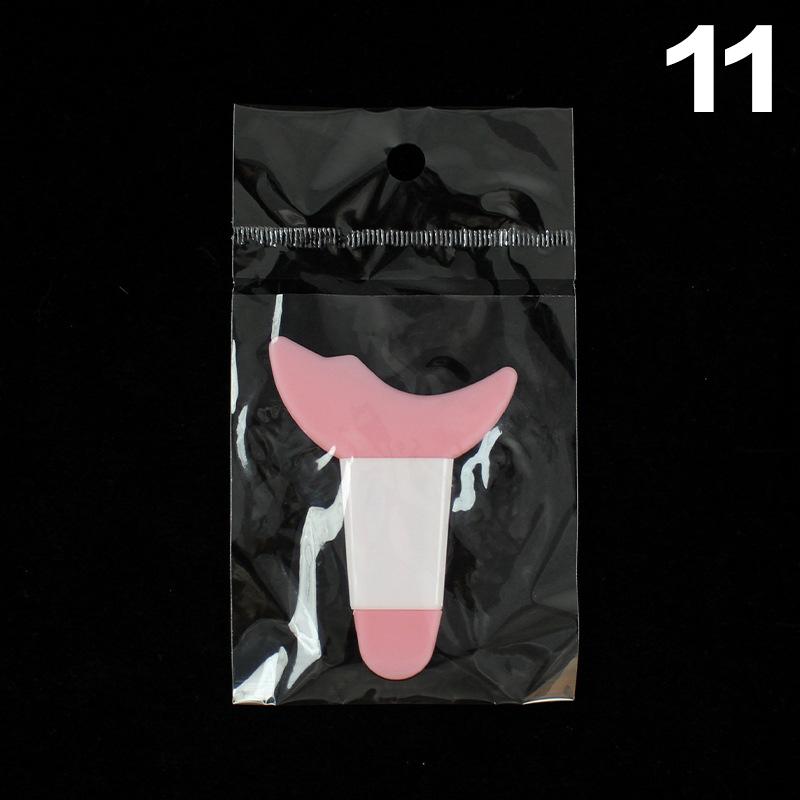 Multi-Functional Eyeliner Stencil Wing Tips Eyeliner Aid Drawing Lipstick Wearing Aid Reusable Makeup Tools Auxiliary Artifact