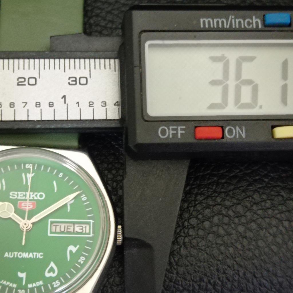 Seiko 5 AUTOMATIC 6349A VINTAGE JAPAN MENS ARABIC GREEN DIAL WATCH A701404-5 R206b-a701404