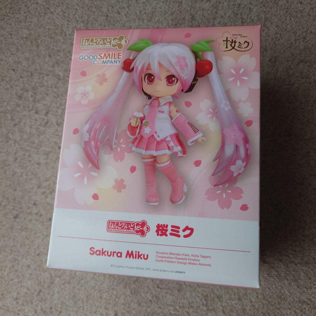 

[USED] Nendoroid Doll Hatsune Miku Sakura Miku Figure Shipping Included