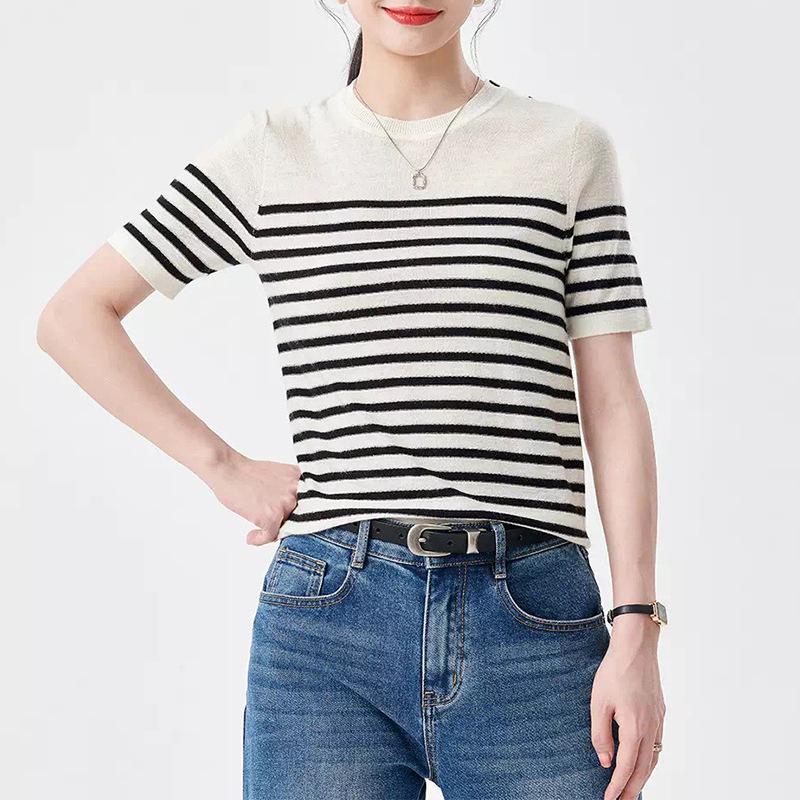 

2025 Women s Vintage Striped Short Sleeve Round Neck Wool Knit T-Shirt Sweater S