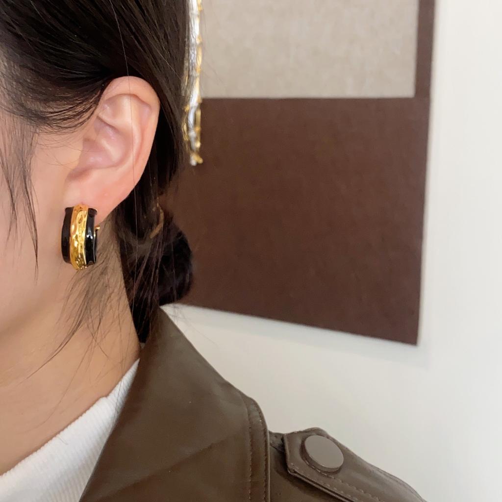Gold Texture Black Gold Contrasting Earrings Earrings Simple Niche High-End Sense Light Luxury Unique Design Cold Wind Earrings