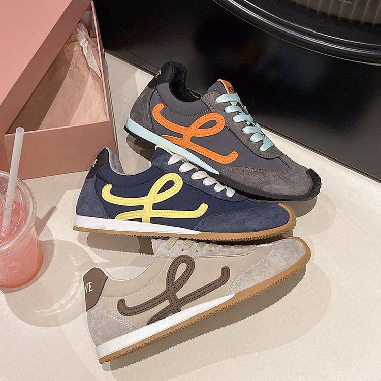 2.5 inner height increase German training shoes for women in the autumn of 2025, the explosion will increase the height of retro versatile casual 