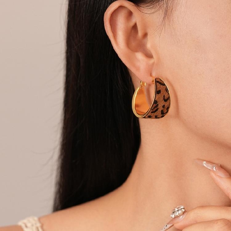 Eye Catching Oversized Leopard Print Hoop Earrings Artistic Geometric Ear Accessories Scratch Resistant Jewelry