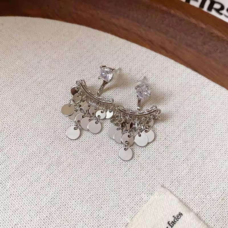 Geometric Tassel Stud Earrings: Versatile and Trendy Design