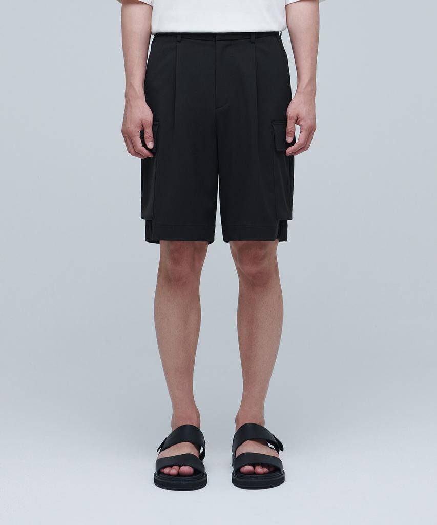 MUSINSA STANDARD Wide Banding Cargo Half Slacks [Black]