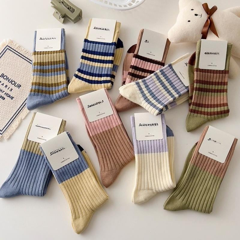 Korean Style Cotton Knitting Women Socks Vintage Long Socks Multicolor Striped School Girls Casual Kateboard Sports Socks