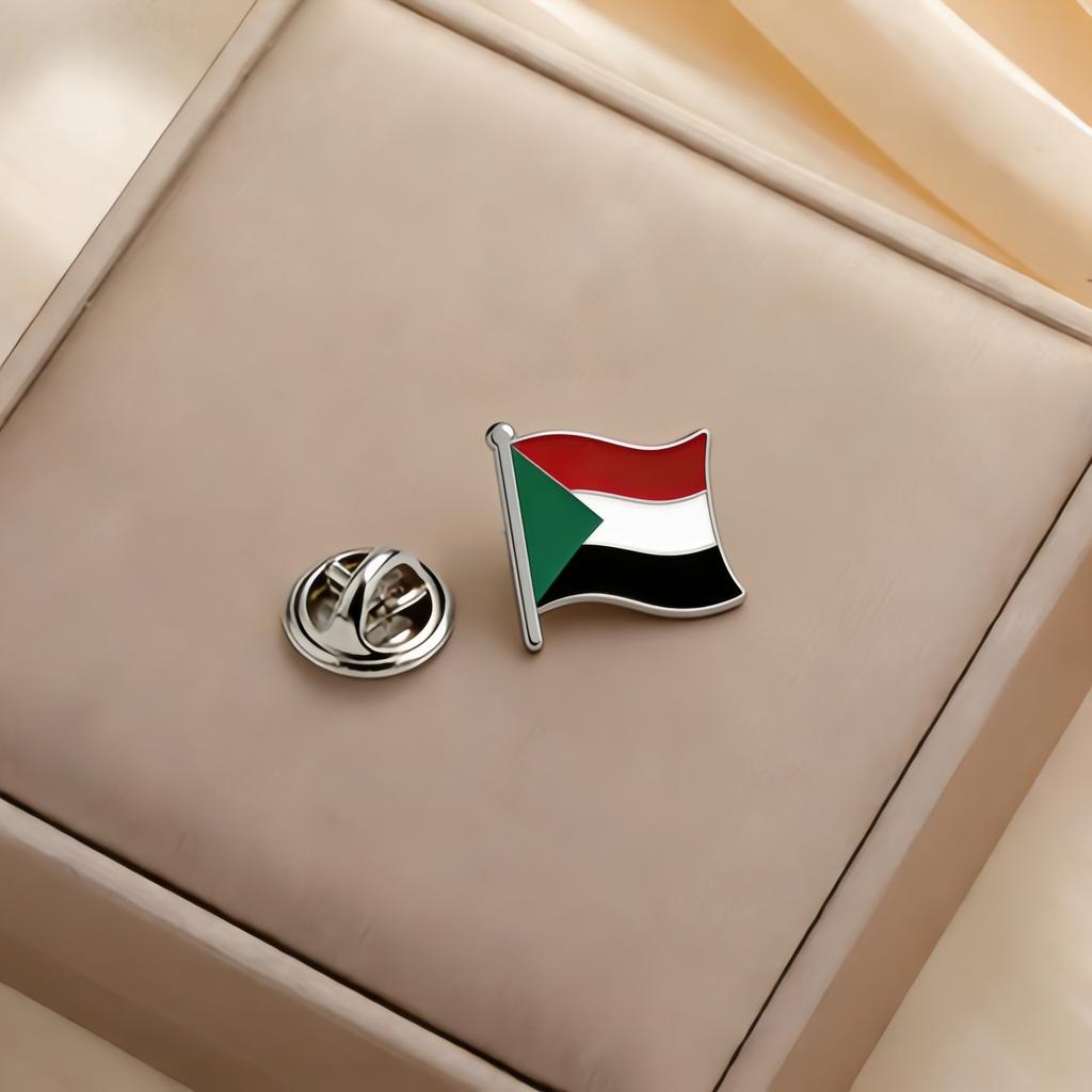 Custom 16*19mm Country Flag Pins for Traveller Personalized Stainless Steel Europe America Flag Brooches For Women Men Gift