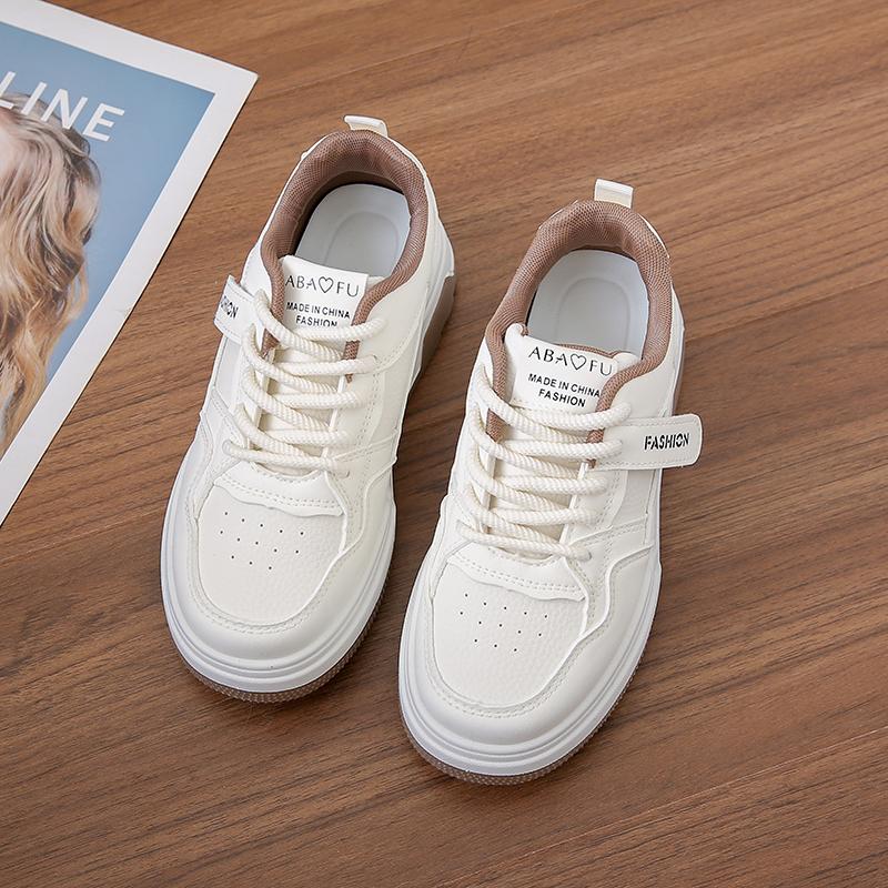 Модные женские туфли на плоской подошве — фото 8