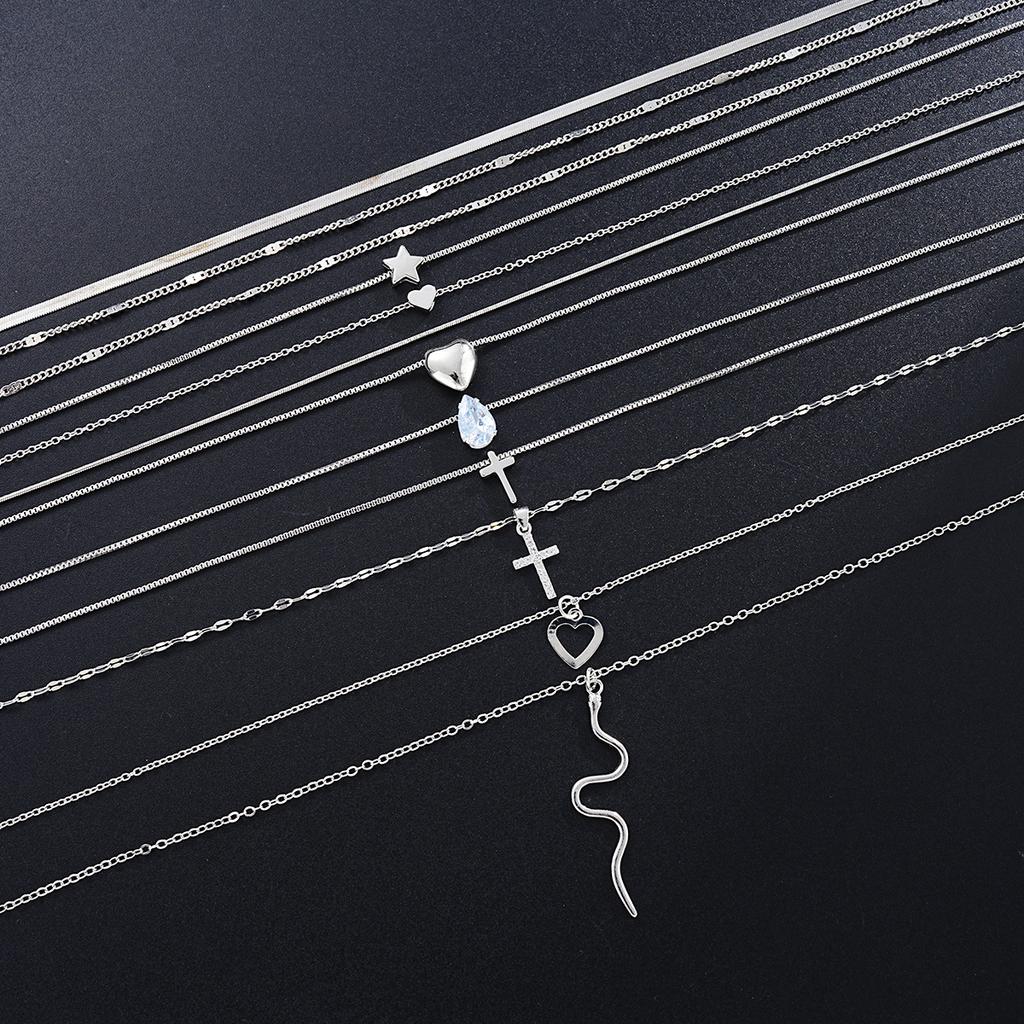 17KM Pendant Necklaces For Women Simple Metal Star Heart Crystal Snack Chain Necklace Fashion Jewelry