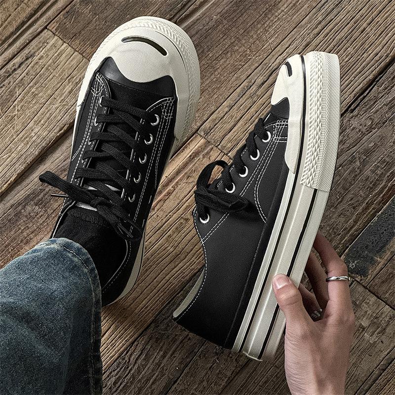 New couple low-top niche smiling men's shoes trendy sports and leisure board shoes men