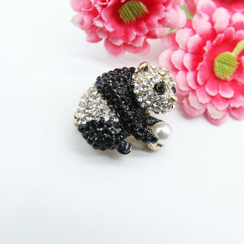 Cute Panda Brooch Rhinestone Alloy Corsage Cartoon Panda Full Diamond Pin Versatile Clothing Female Corsage Pin